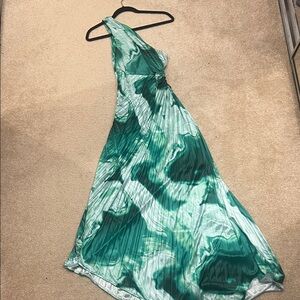 Green One-Shoulder Pleated Maxi Dress